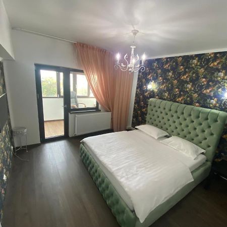 Violetta Apartament Бузеу Екстер'єр фото