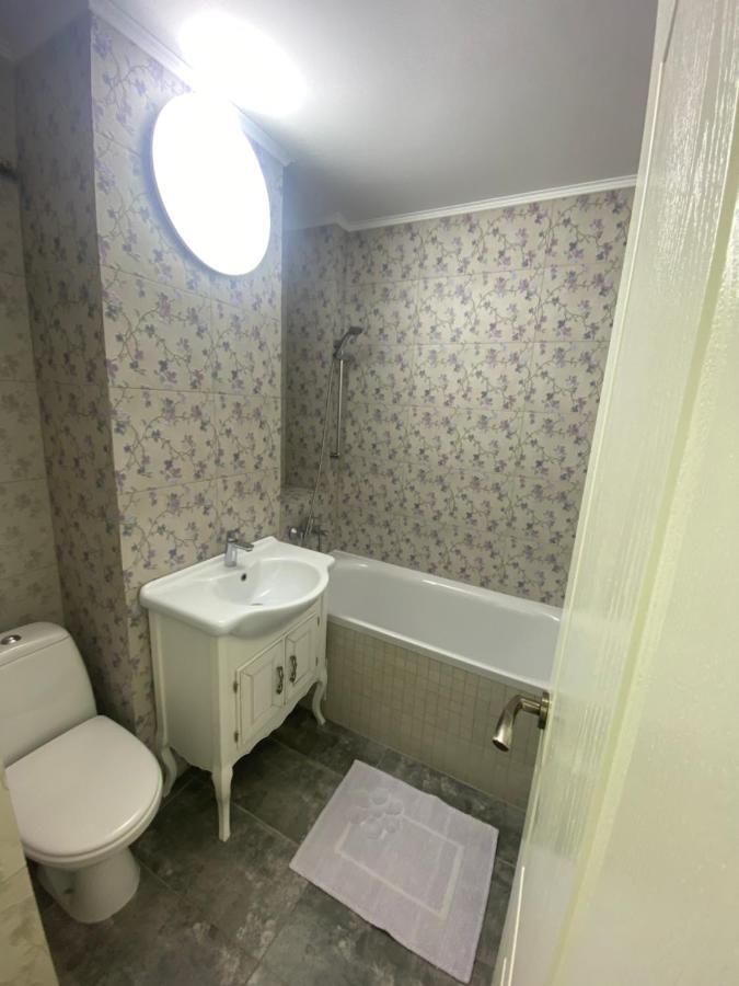 Violetta Apartament Бузеу Екстер'єр фото