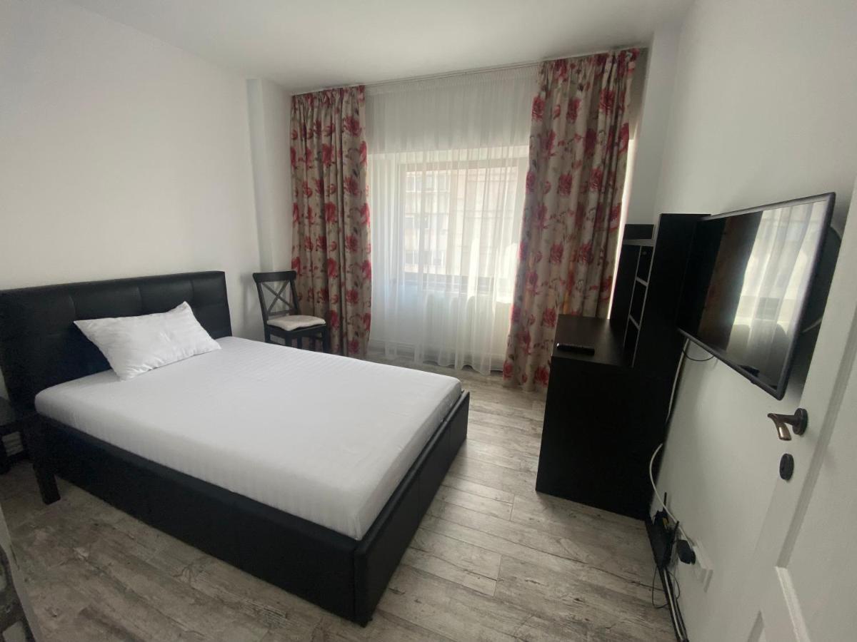 Violetta Apartament Бузеу Екстер'єр фото
