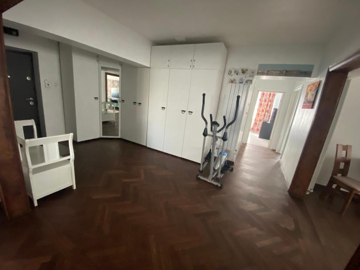 Violetta Apartament Бузеу Екстер'єр фото